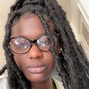 Meet your Posher, Lynn